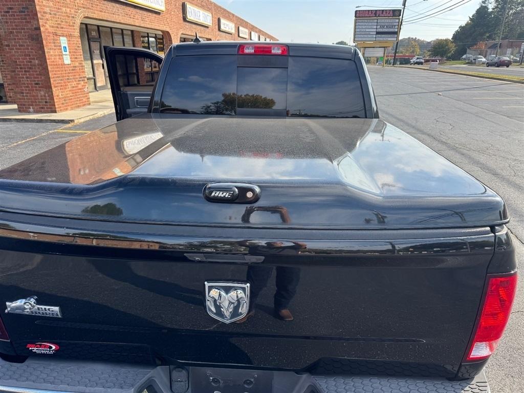 RAM 1500 SLT Crew Cab SWB 2WD 2015