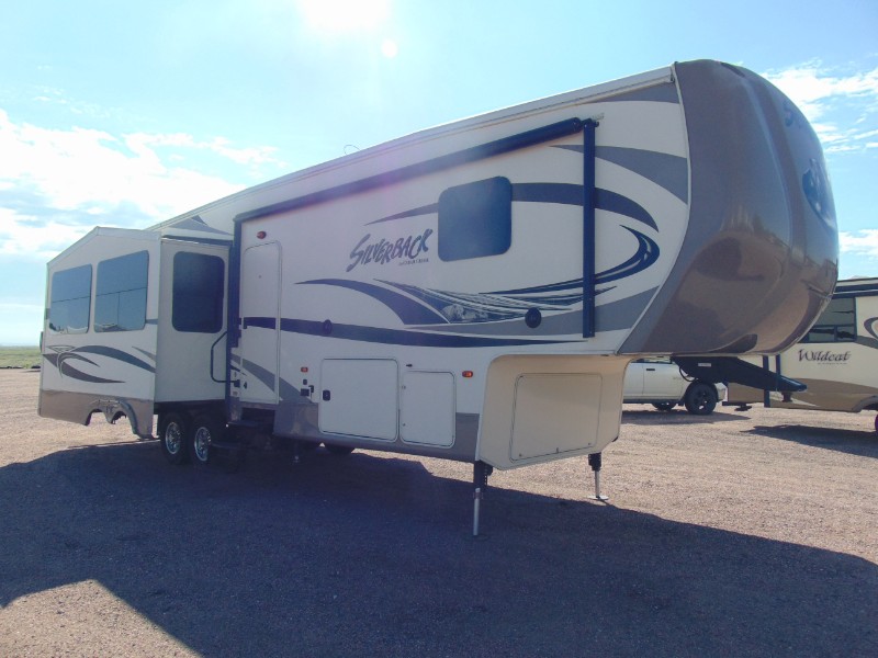 Used 2016 Forest River Cedar Creek SILVERBACK 33IK for Sale in Sidney NE 69162 Maddox Motor Company