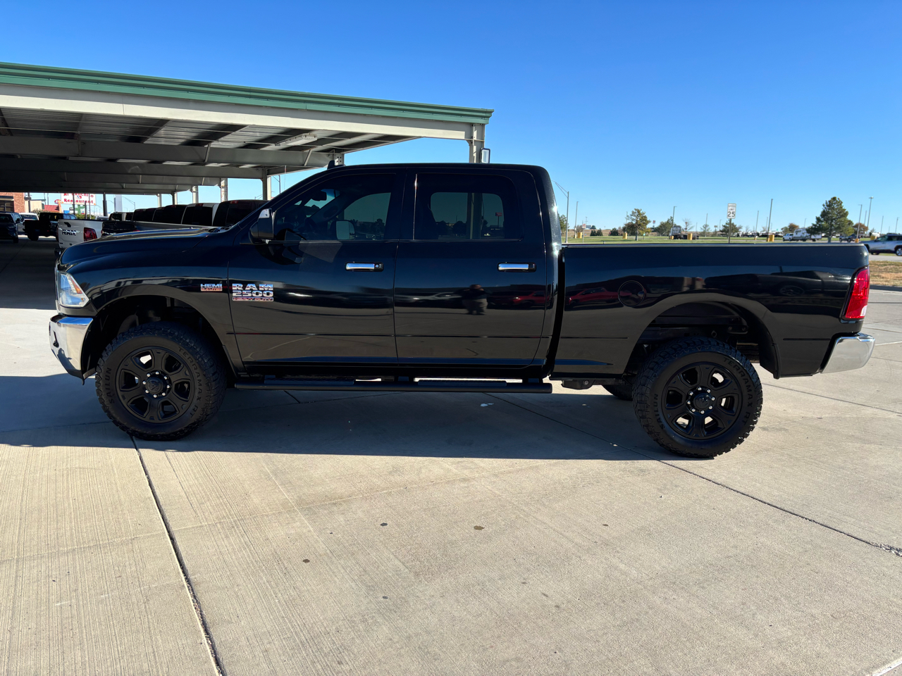 RAM 2500 Big Horn 4x4 Crew Cab 6'4" Box 2017 RAM 2500 Big Horn 4x4 Crew Cab 6'4" Box 2017