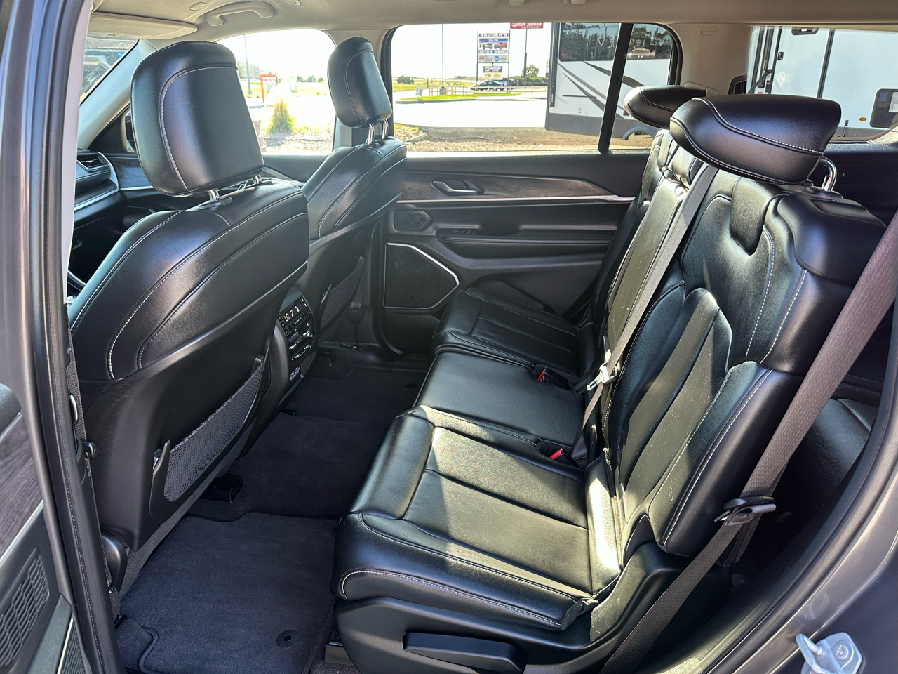 Jeep Grand Cherokee L Limited 4x4 2021 Jeep Grand Cherokee L Limited 4x4 2021