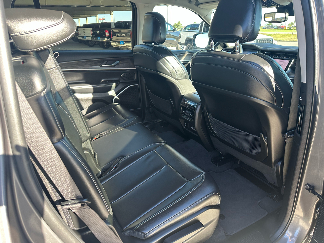 Jeep Grand Cherokee L Limited 4x4 2021 Jeep Grand Cherokee L Limited 4x4 2021