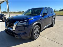 2025 Nissan Pathfinder  2025 Nissan Pathfinder