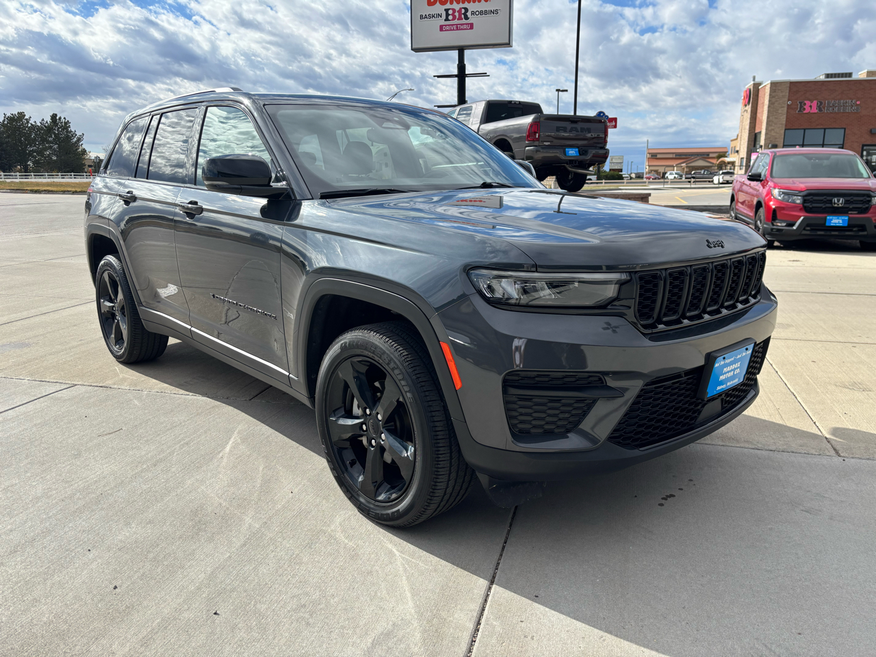 Jeep Grand Cherokee Altitude 4x4 2022 Jeep Grand Cherokee Altitude 4x4 2022