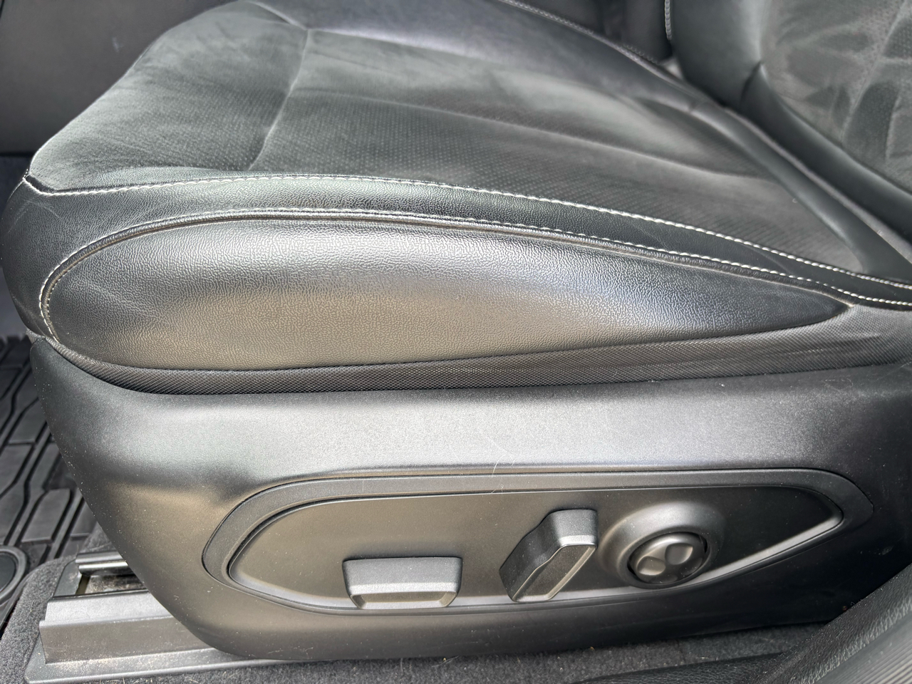 Jeep Grand Cherokee Altitude 4x4 2022 Jeep Grand Cherokee Altitude 4x4 2022