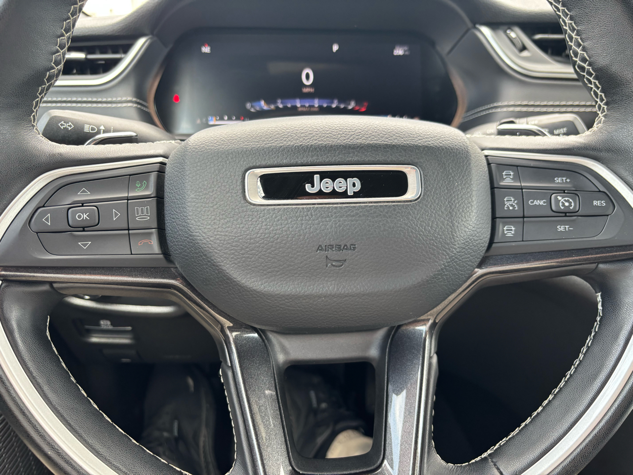 Jeep Grand Cherokee Altitude 4x4 2022 Jeep Grand Cherokee Altitude 4x4 2022