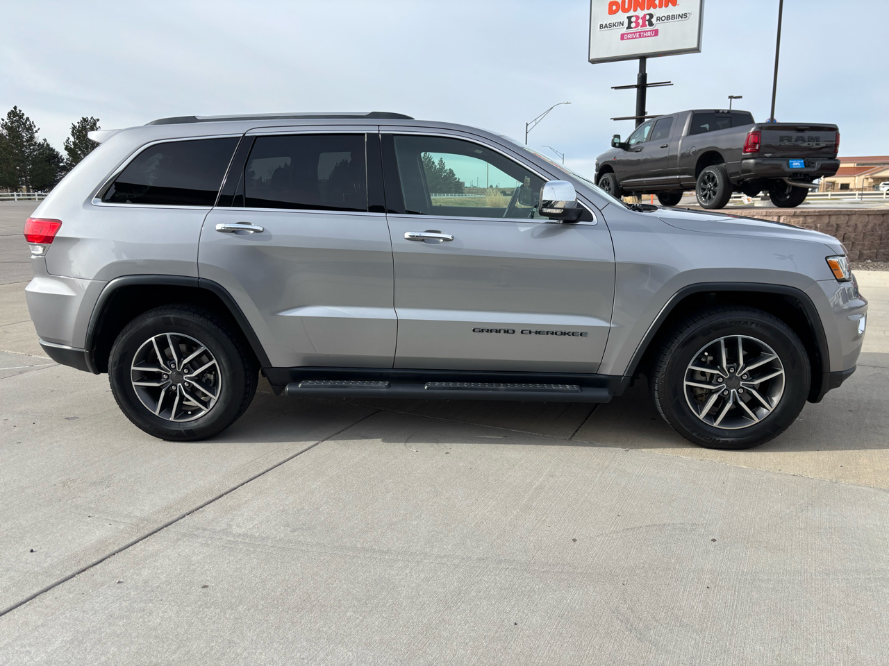 Jeep Grand Cherokee Limited 4x4 2019 Jeep Grand Cherokee Limited 4x4 2019