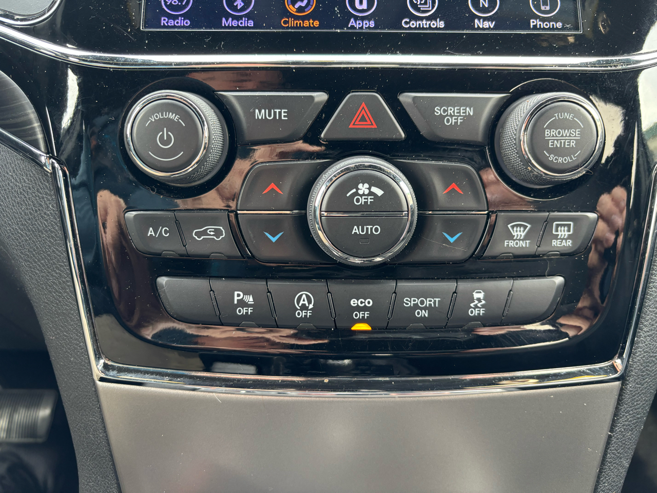 Jeep Grand Cherokee Limited 4x4 2019 Jeep Grand Cherokee Limited 4x4 2019