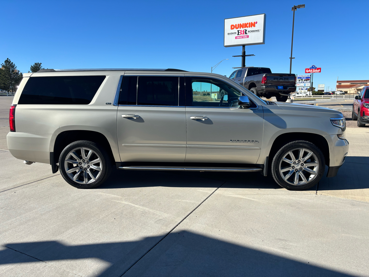Chevrolet Suburban 4WD 4dr LTZ 2015 Chevrolet Suburban 4WD 4dr LTZ 2015