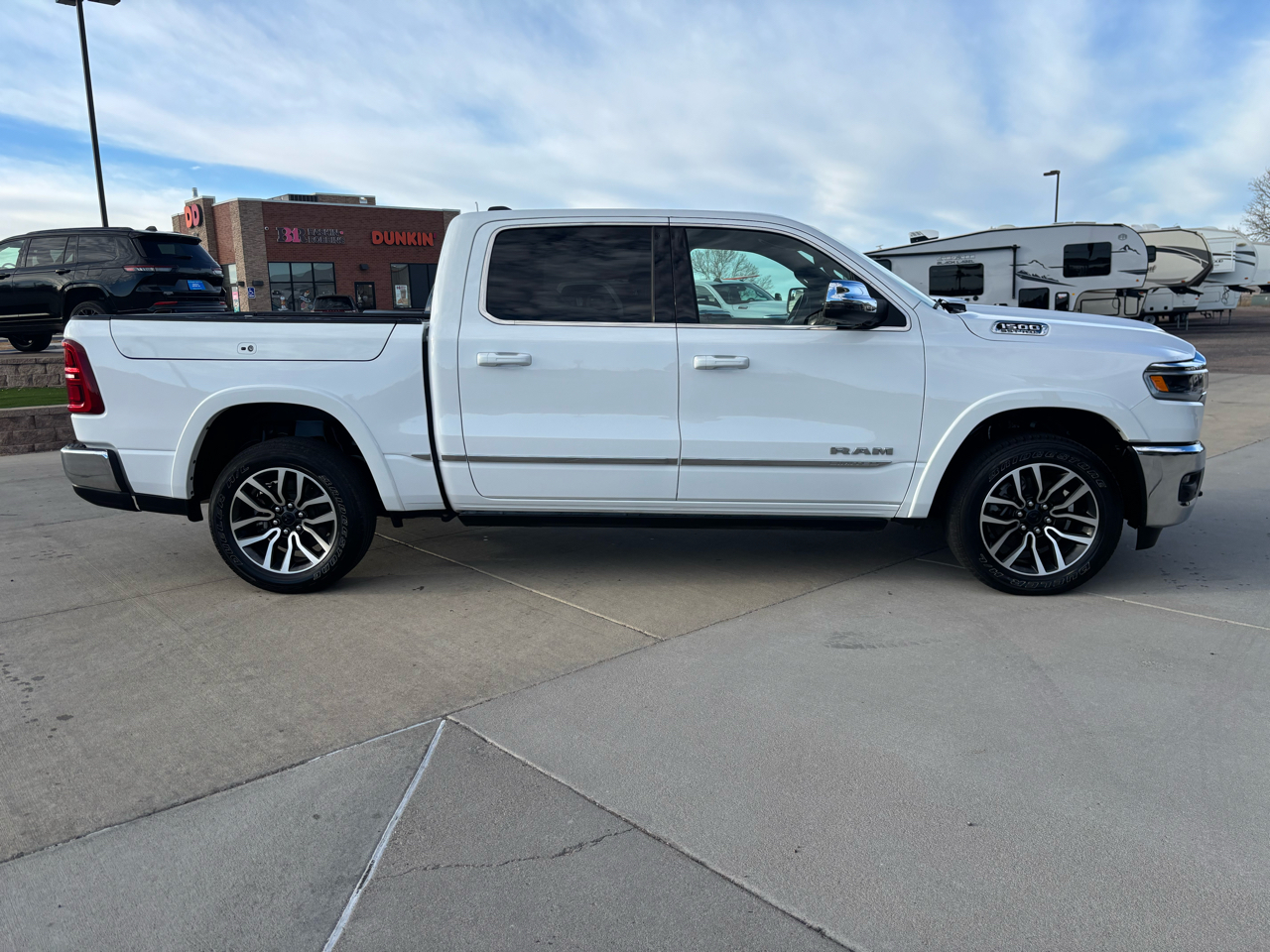 RAM 1500 Limited 4x4 Crew Cab 5'7" Box 2025