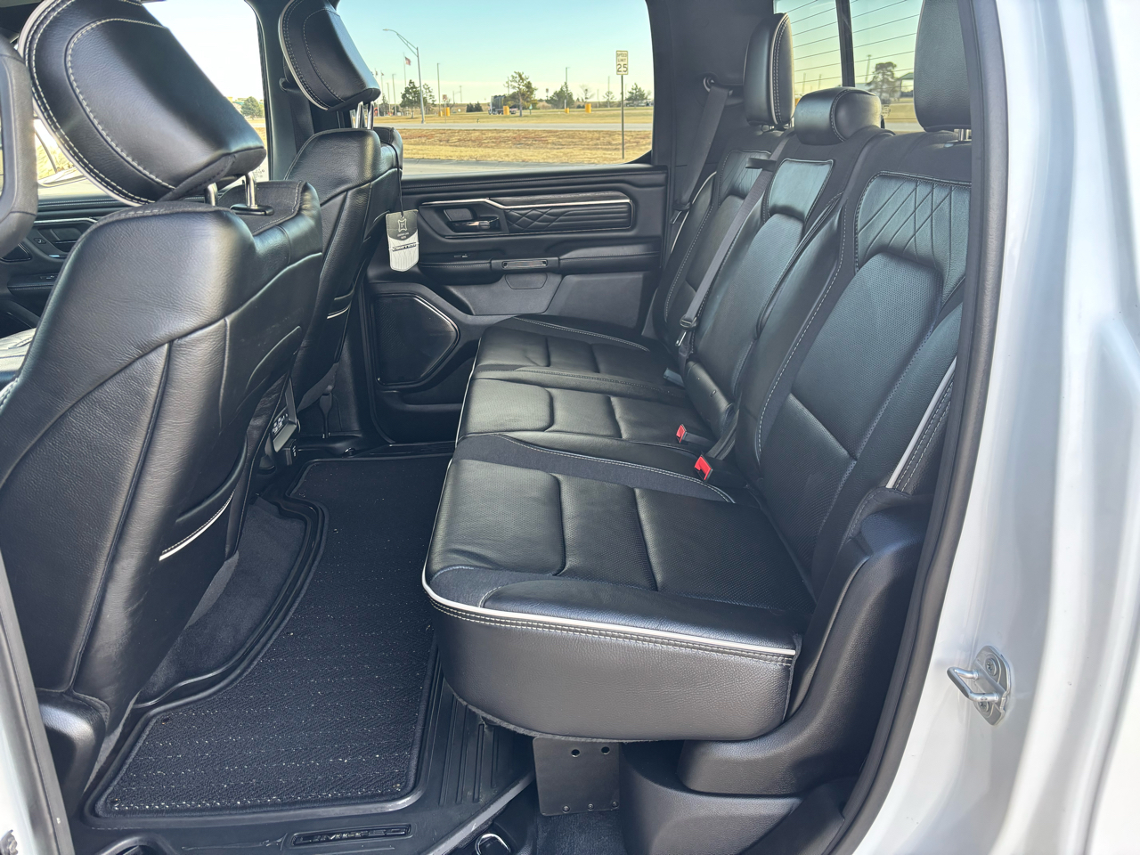 RAM 1500 Limited 4x4 Crew Cab 5'7" Box 2025