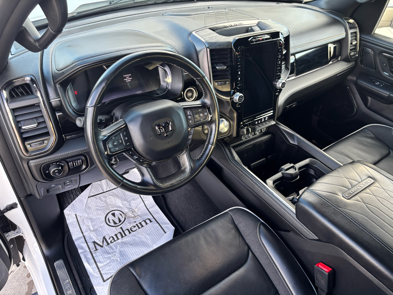 RAM 1500 Limited 4x4 Crew Cab 5'7" Box 2025