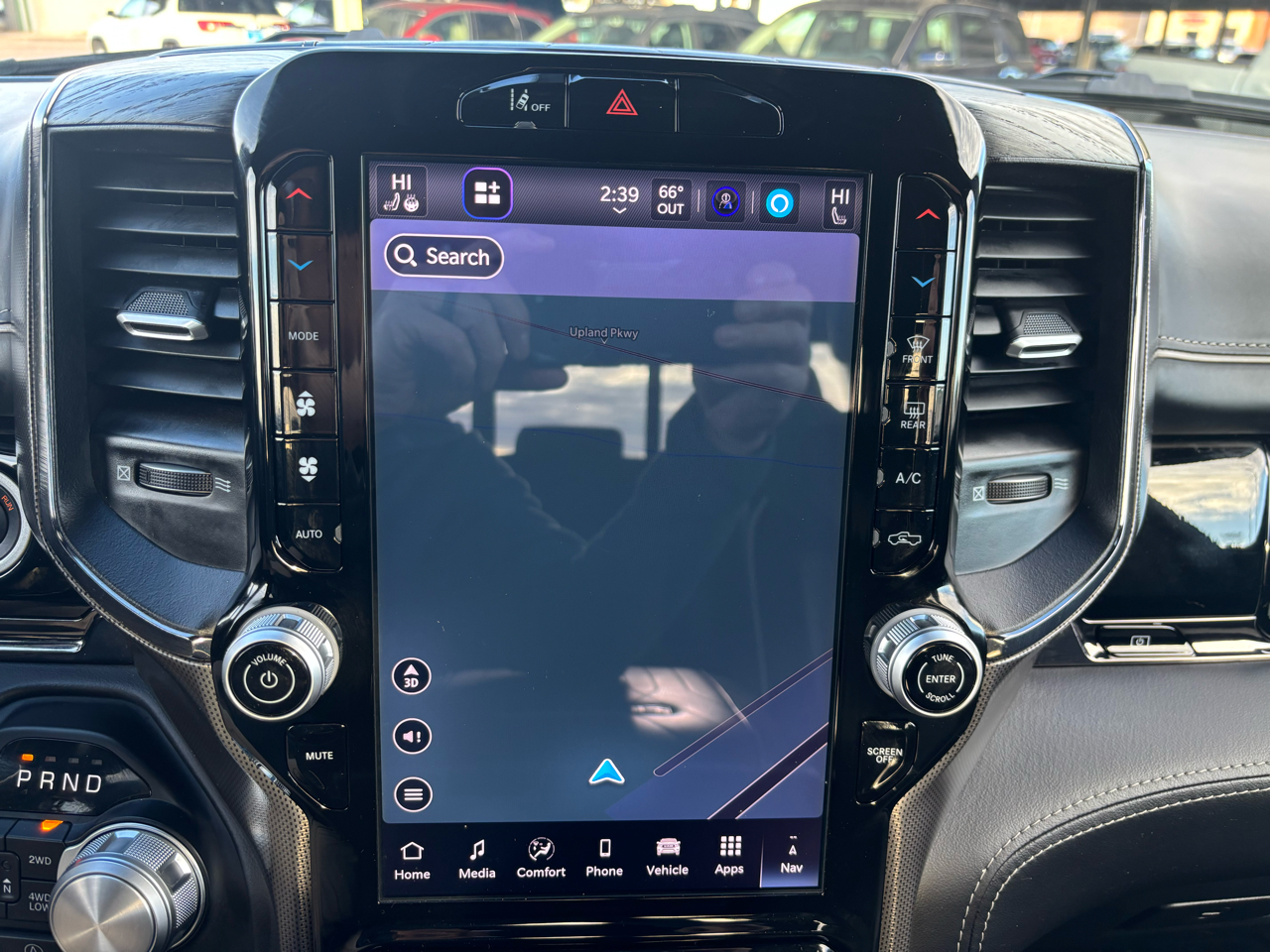 RAM 1500 Limited 4x4 Crew Cab 5'7" Box 2025