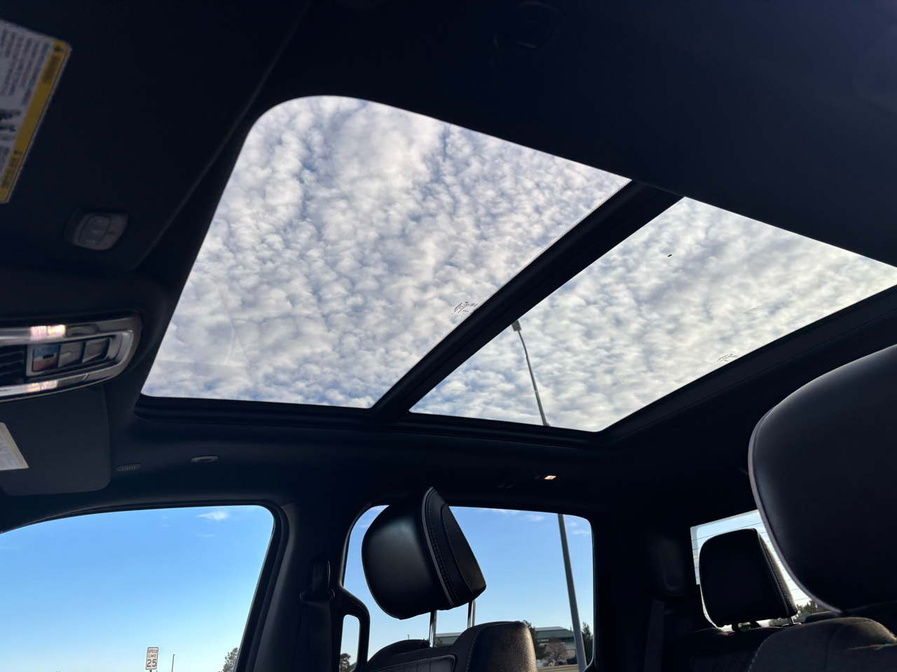 RAM 1500 Limited 4x4 Crew Cab 5'7" Box 2025