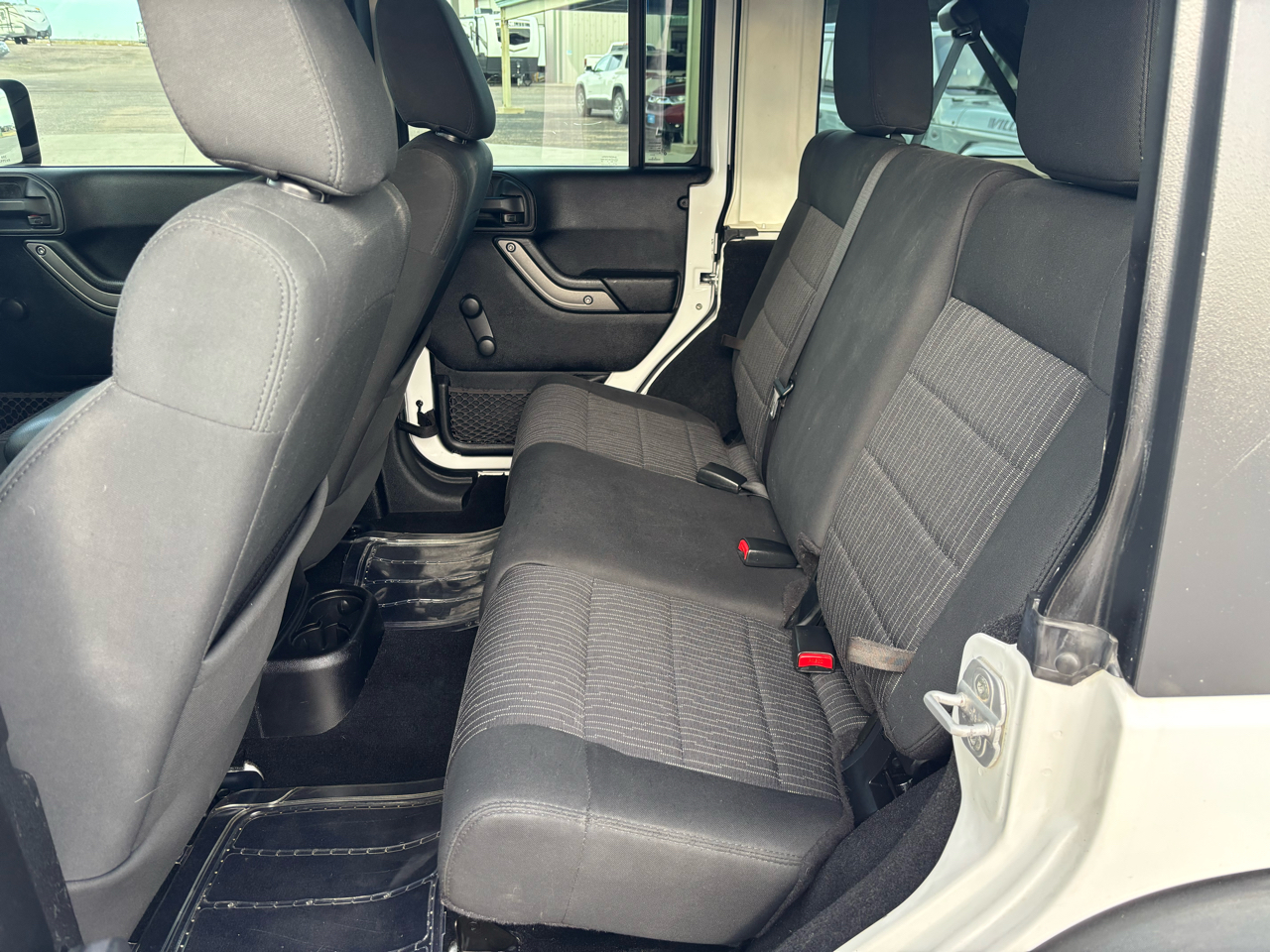 Jeep Wrangler Unlimited 4WD 4dr Sport 2012