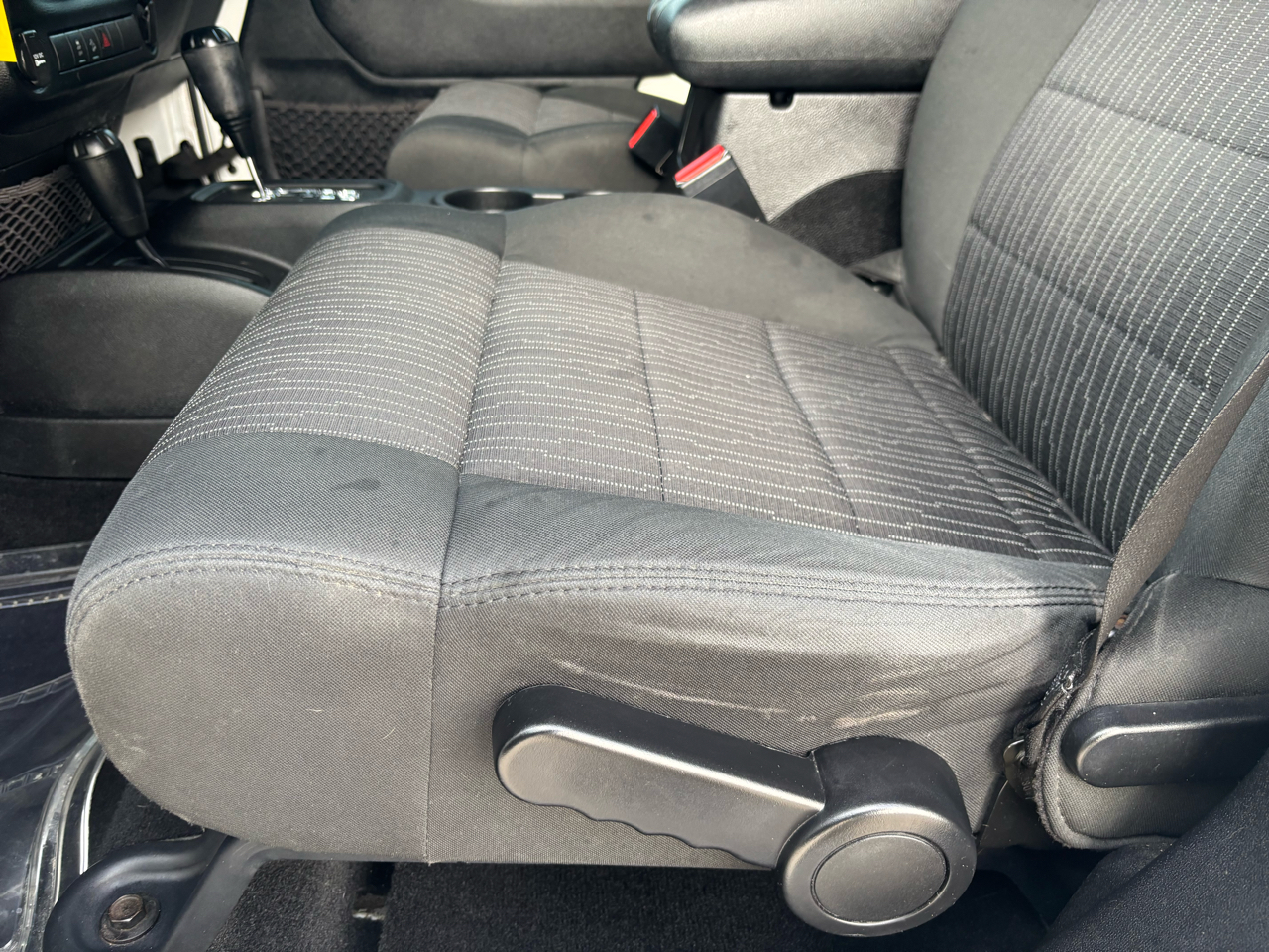 Jeep Wrangler Unlimited 4WD 4dr Sport 2012