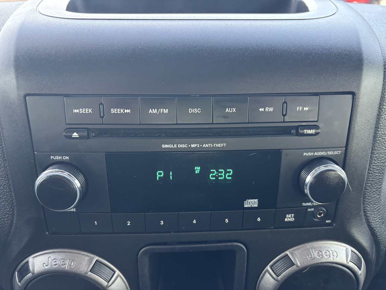 Jeep Wrangler Unlimited 4WD 4dr Sport 2012