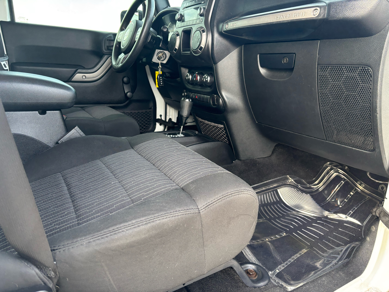 Jeep Wrangler Unlimited 4WD 4dr Sport 2012