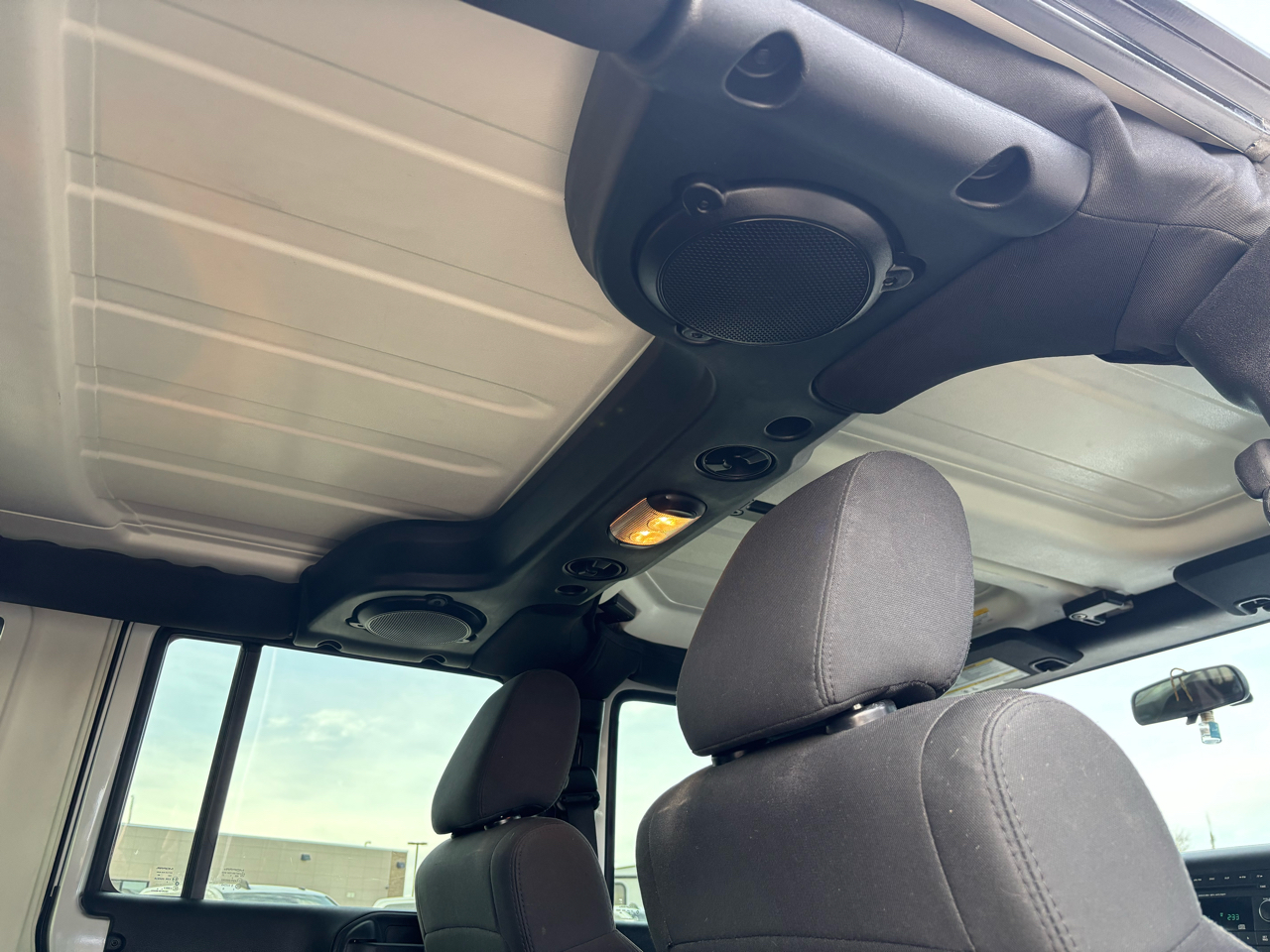 Jeep Wrangler Unlimited 4WD 4dr Sport 2012