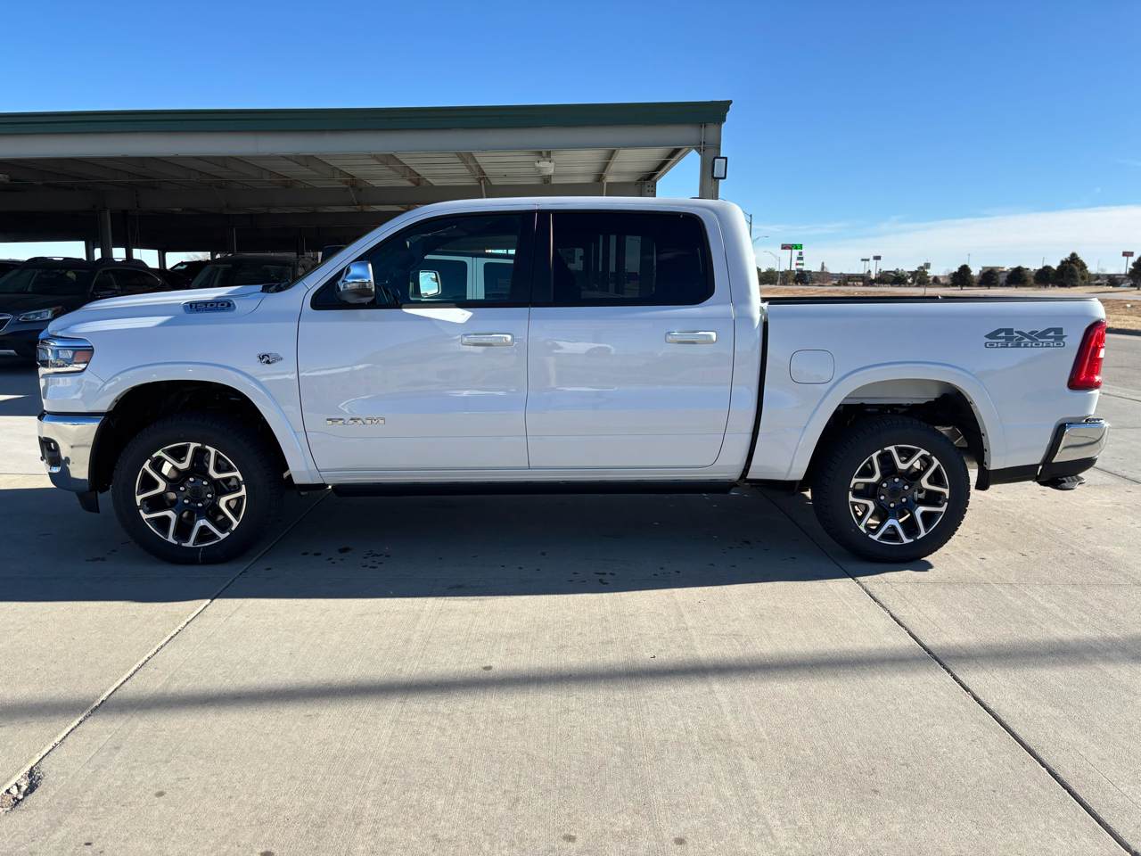 RAM 1500 Laramie 4x4 Crew Cab 5'7" Box 2026
