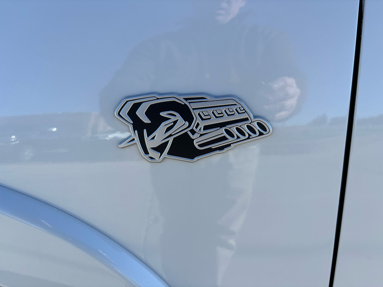 RAM 1500 Laramie 4x4 Crew Cab 5'7" Box 2026