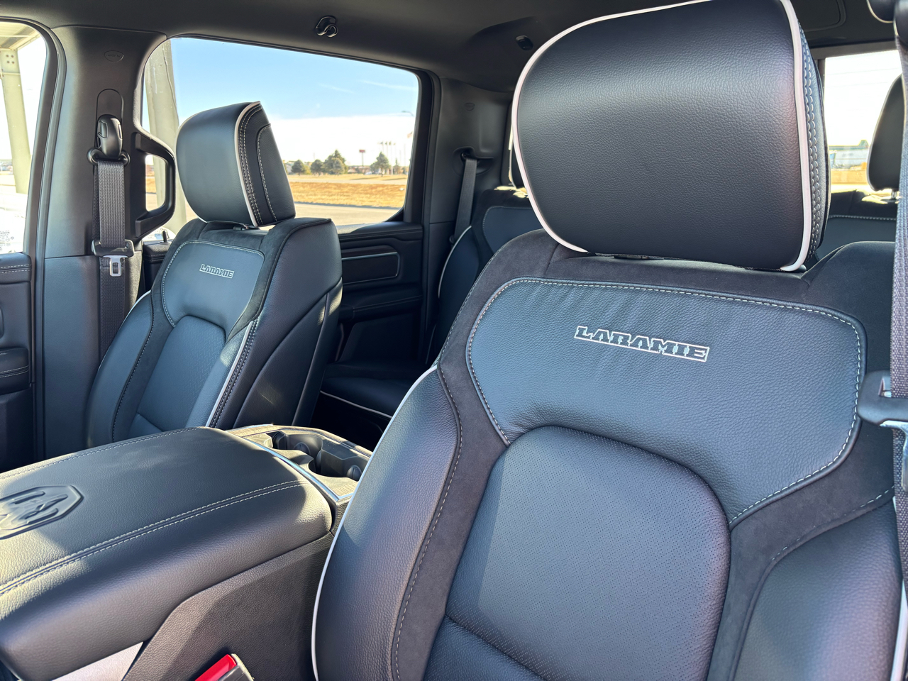 RAM 1500 Laramie 4x4 Crew Cab 5'7" Box 2026