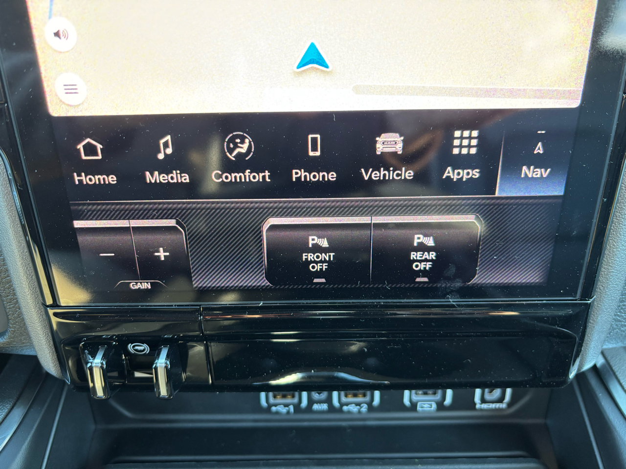 RAM 1500 Laramie 4x4 Crew Cab 5'7" Box 2026