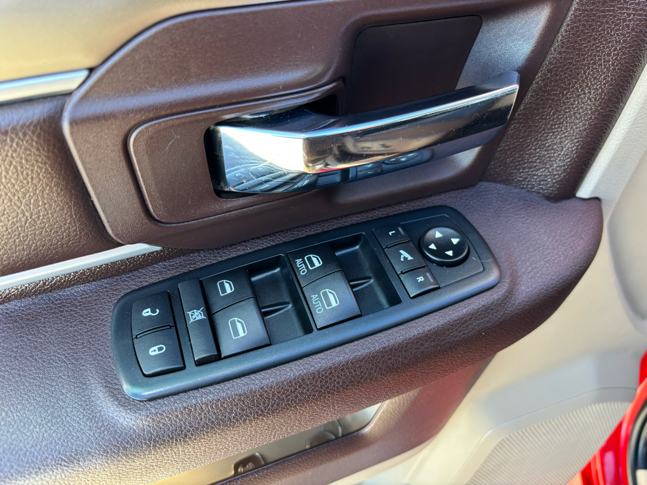 RAM 2500 4WD Crew Cab 169" Outdoorsman 2016