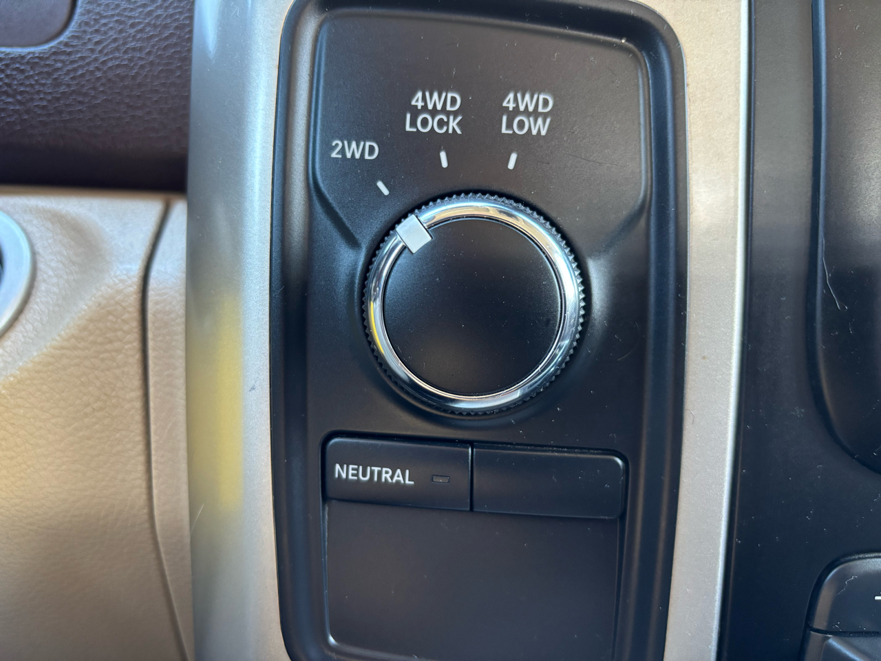 RAM 2500 4WD Crew Cab 169" Outdoorsman 2016