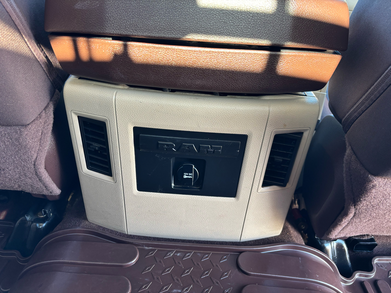 RAM 2500 4WD Crew Cab 169" Outdoorsman 2016