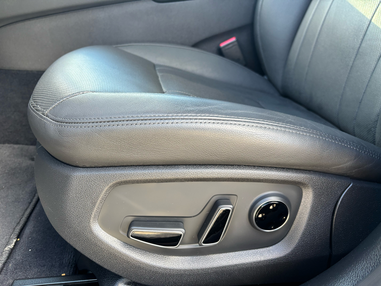 Genesis G80 3.8L AWD 2020