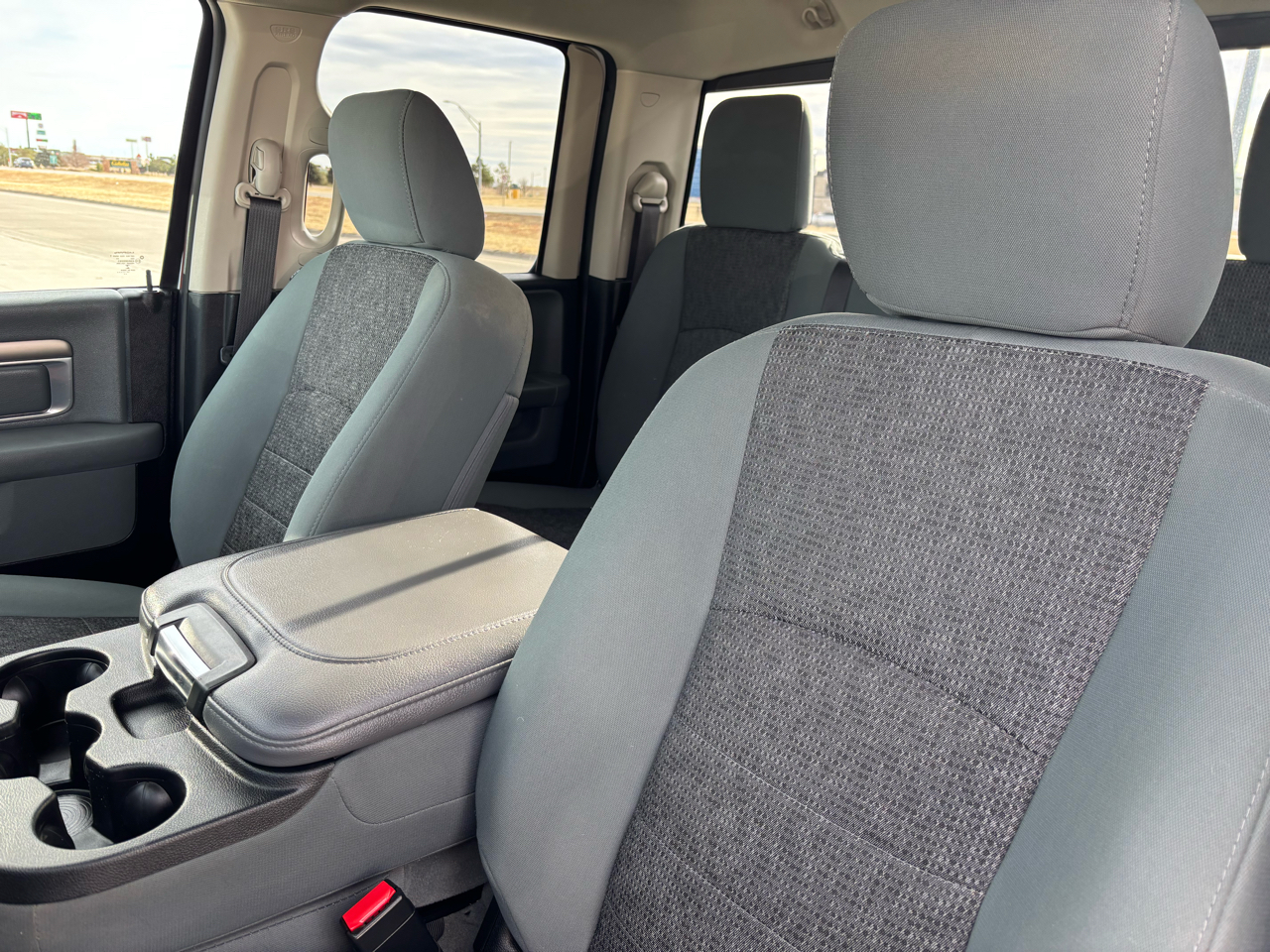 RAM 1500 Big Horn 4x4 Quad Cab 6'4" Box 2018