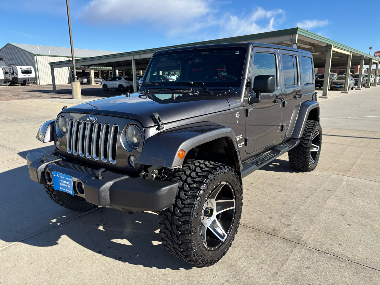 Jeep Wrangler Unlimited 4WD 4dr Sahara 2016