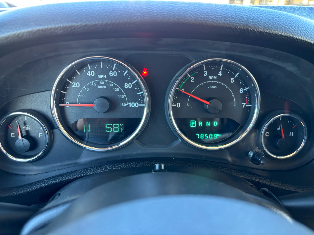 Jeep Wrangler Unlimited 4WD 4dr Sahara 2016