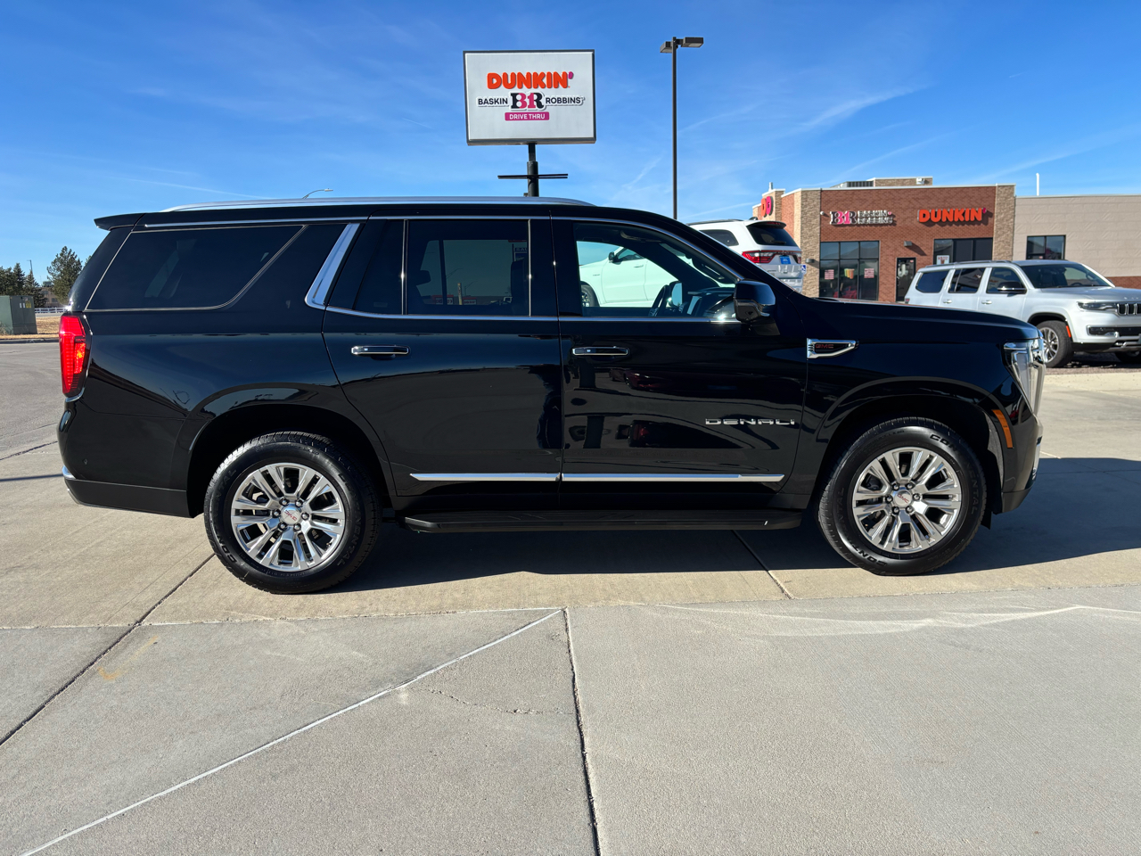GMC Yukon 4WD 4dr Denali 2025