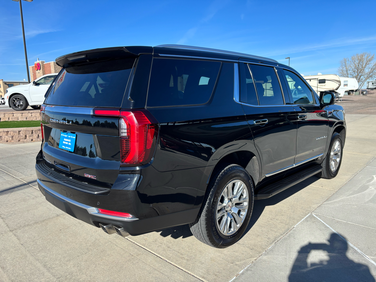 GMC Yukon 4WD 4dr Denali 2025