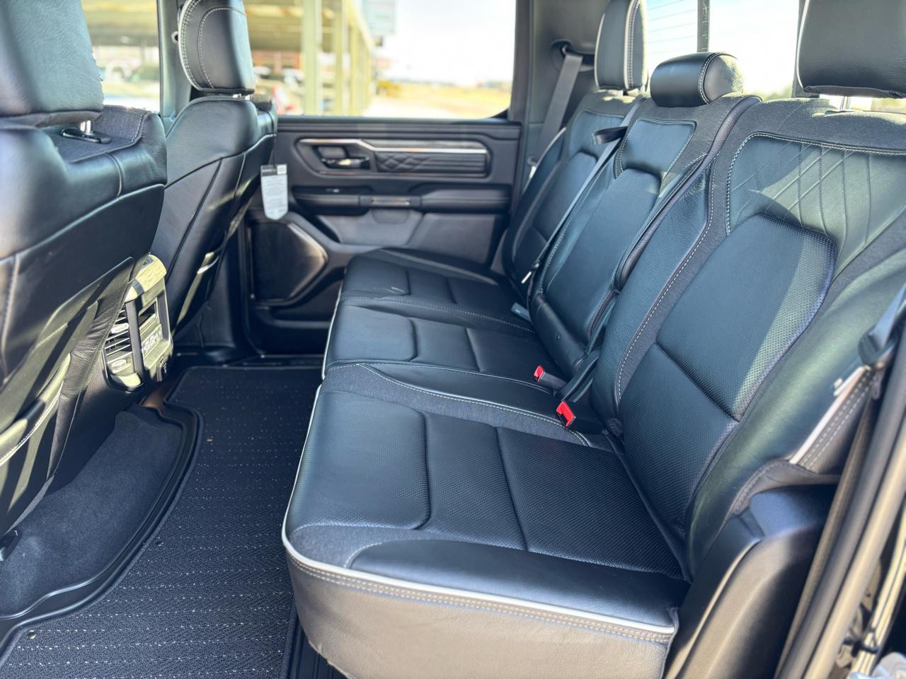 RAM 1500 Limited 4x4 Crew Cab 5'7" Box 2025