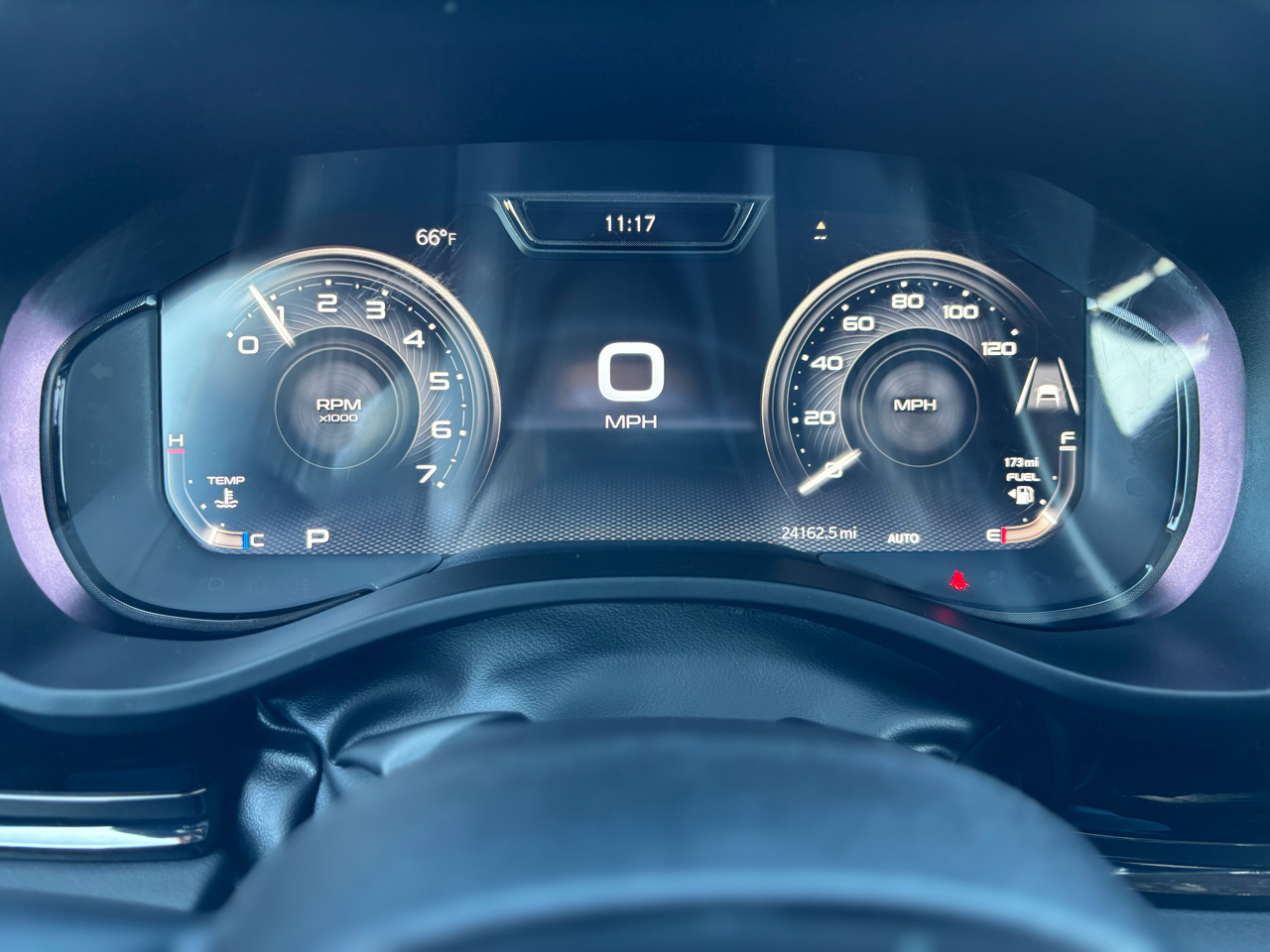 RAM 1500 Limited 4x4 Crew Cab 5'7" Box 2025