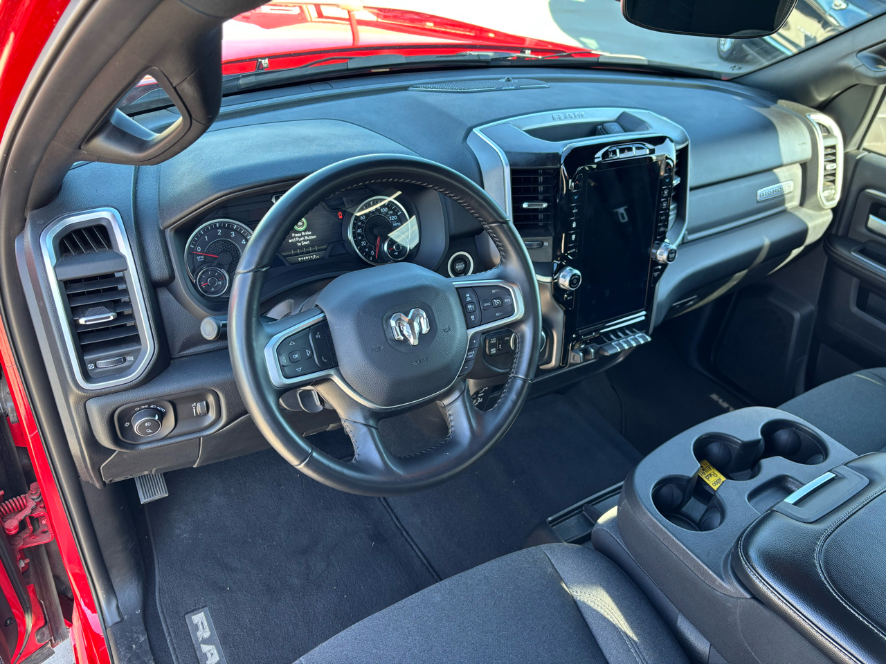 RAM 2500 Big Horn 4x4 Crew Cab 6'4" Box 2024