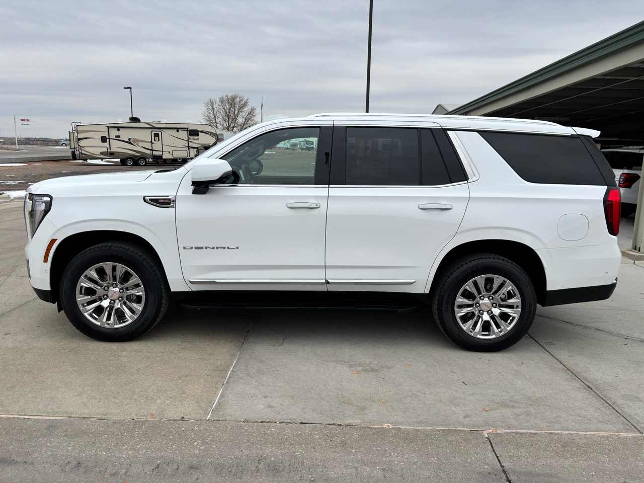 GMC Yukon 4WD 4dr Denali 2025