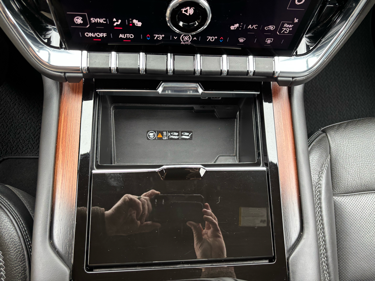 GMC Yukon 4WD 4dr Denali 2025