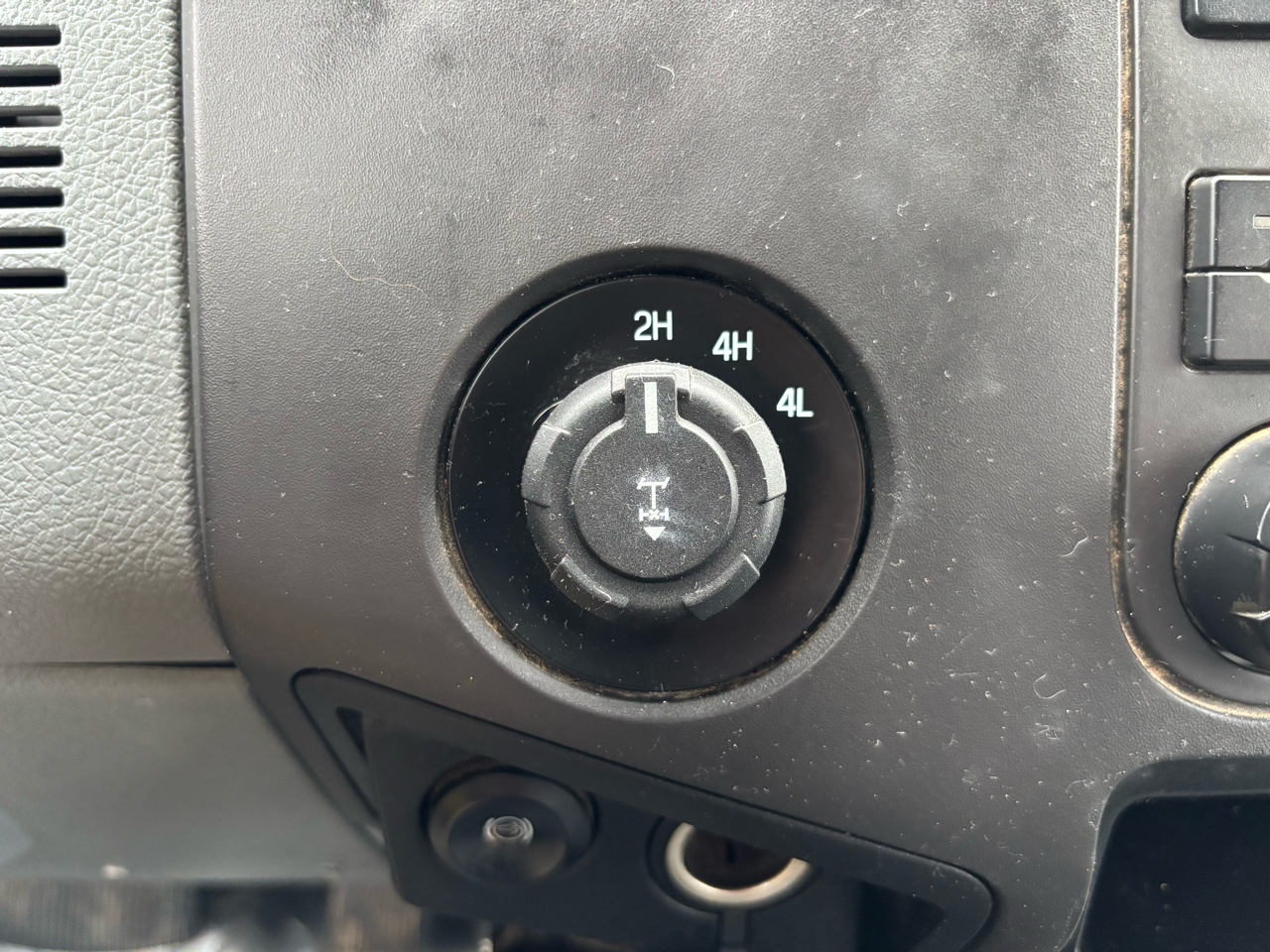 Ford Super Duty F-250 SRW 4WD Crew Cab 172" XL 2015