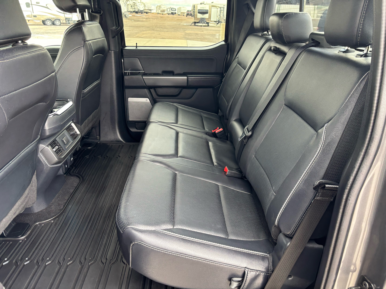 Ford F-150 Lariat 4WD SuperCrew 5.5' Box 2024