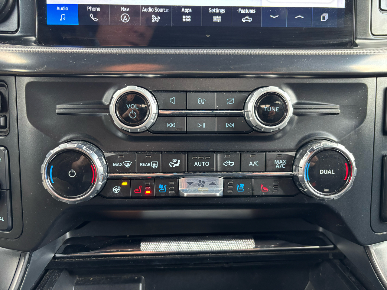 Ford F-150 Lariat 4WD SuperCrew 5.5' Box 2024