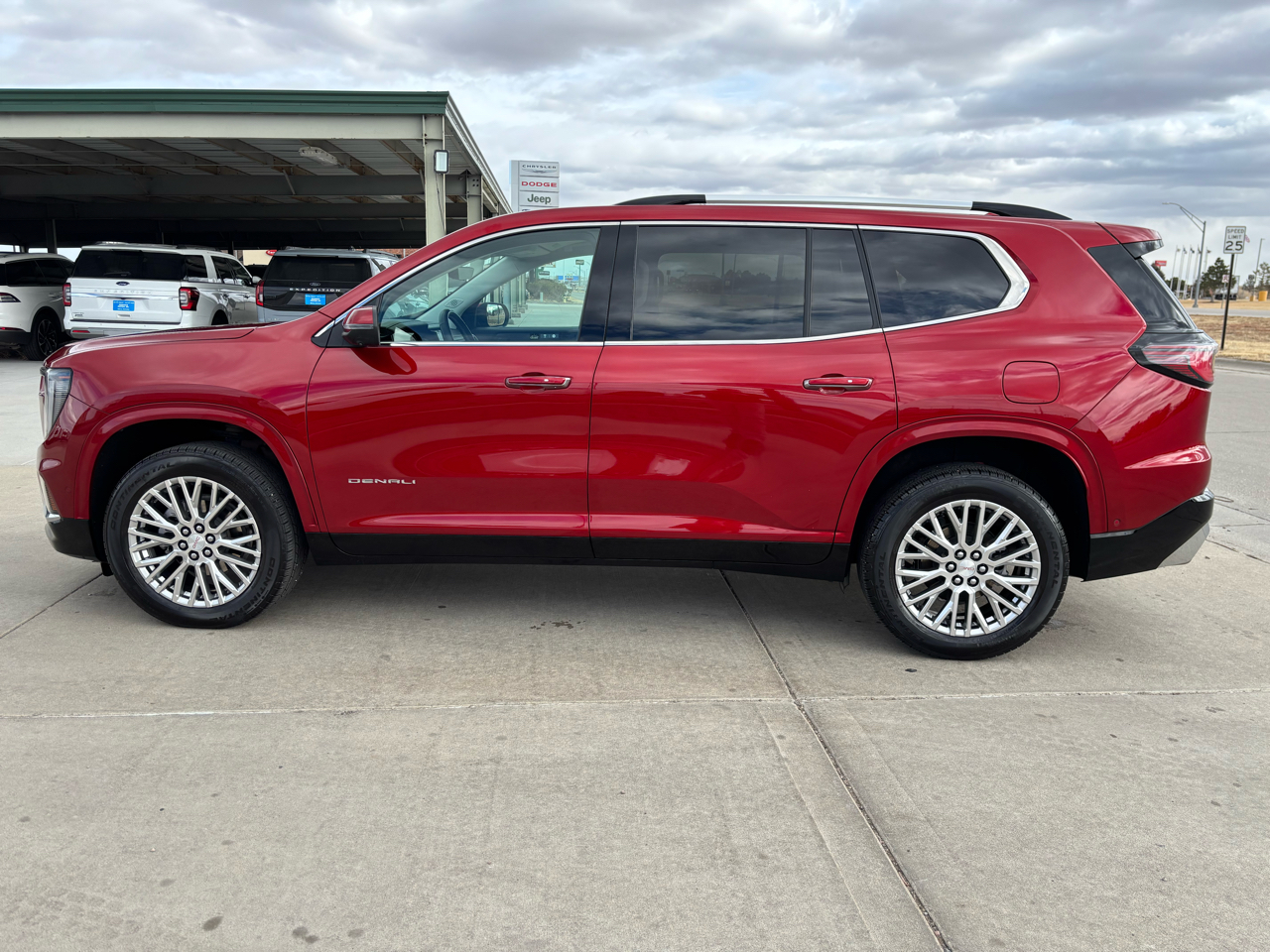 GMC Acadia AWD 4dr Denali 2024