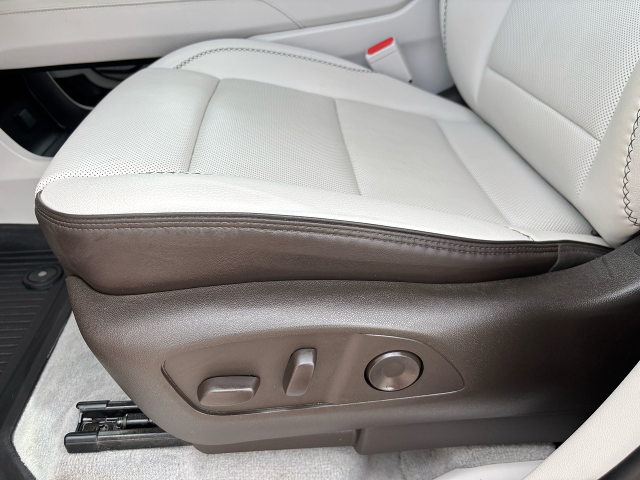 GMC Acadia AWD 4dr Denali 2024