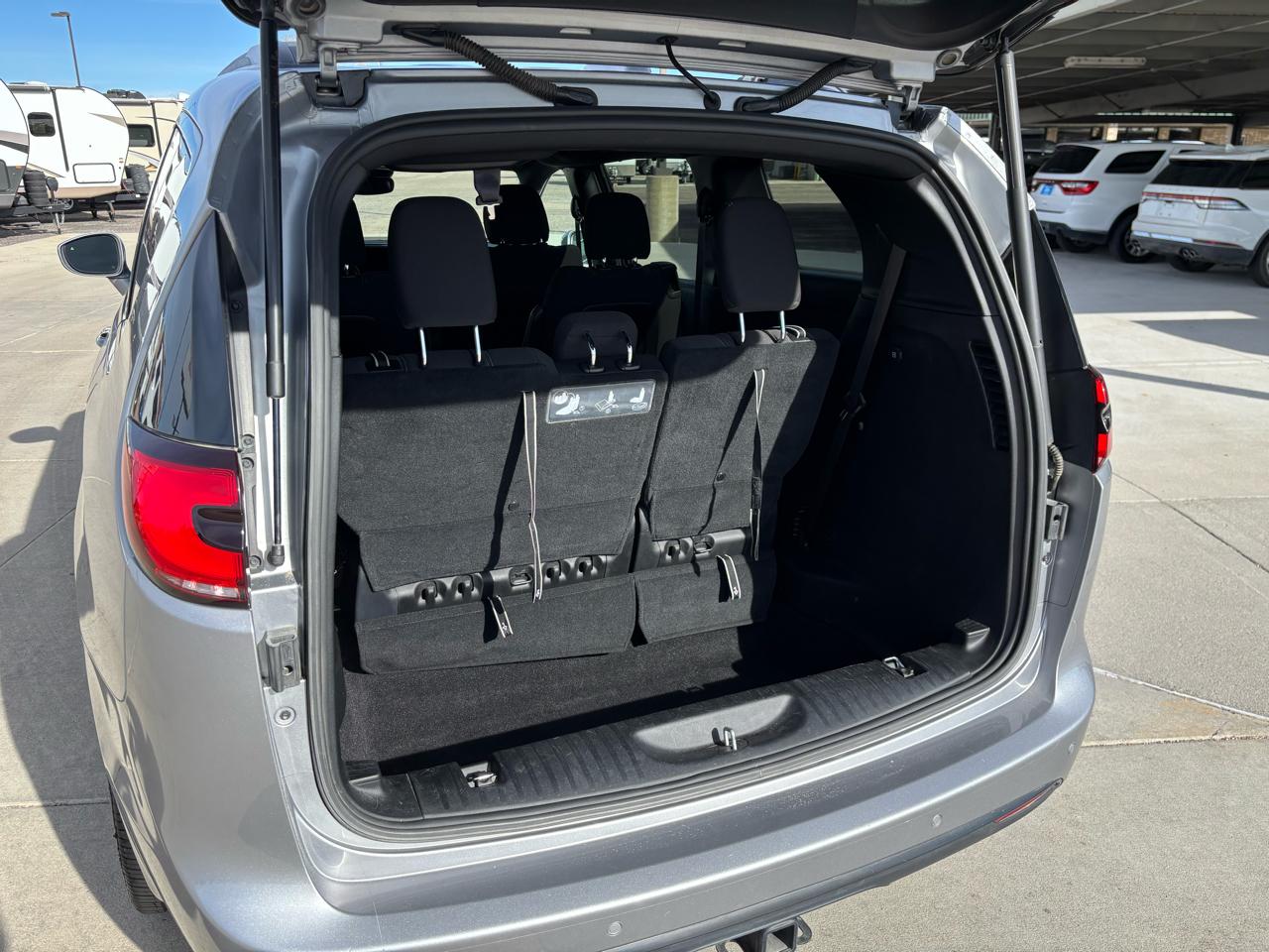 Chrysler Pacifica Touring AWD 2021