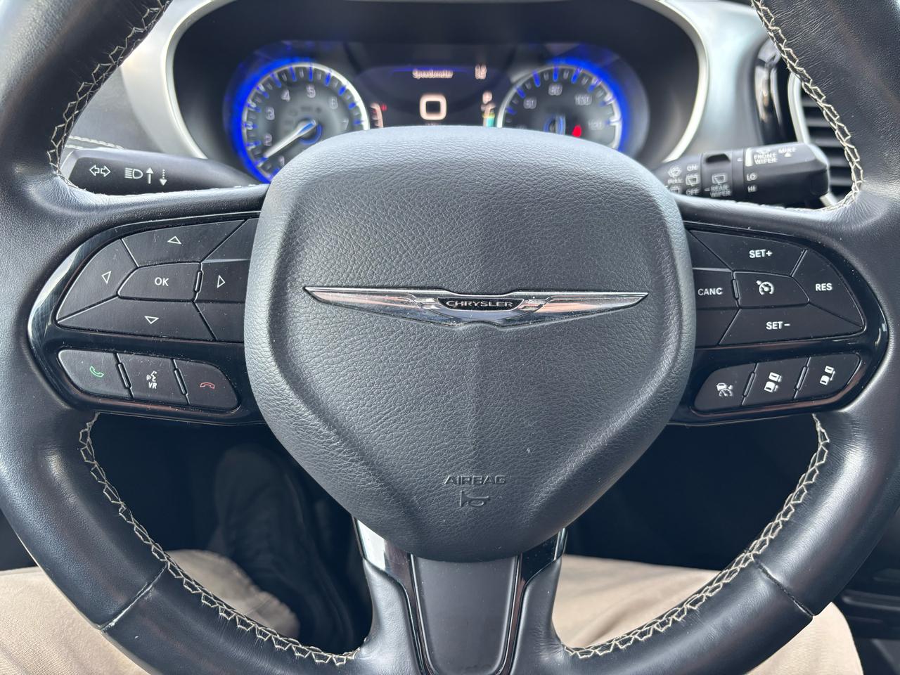 Chrysler Pacifica Touring AWD 2021