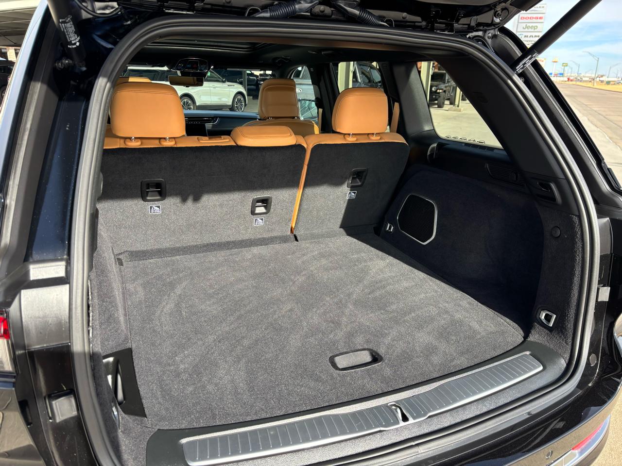 Jeep Grand Cherokee Summit 4x4 2024