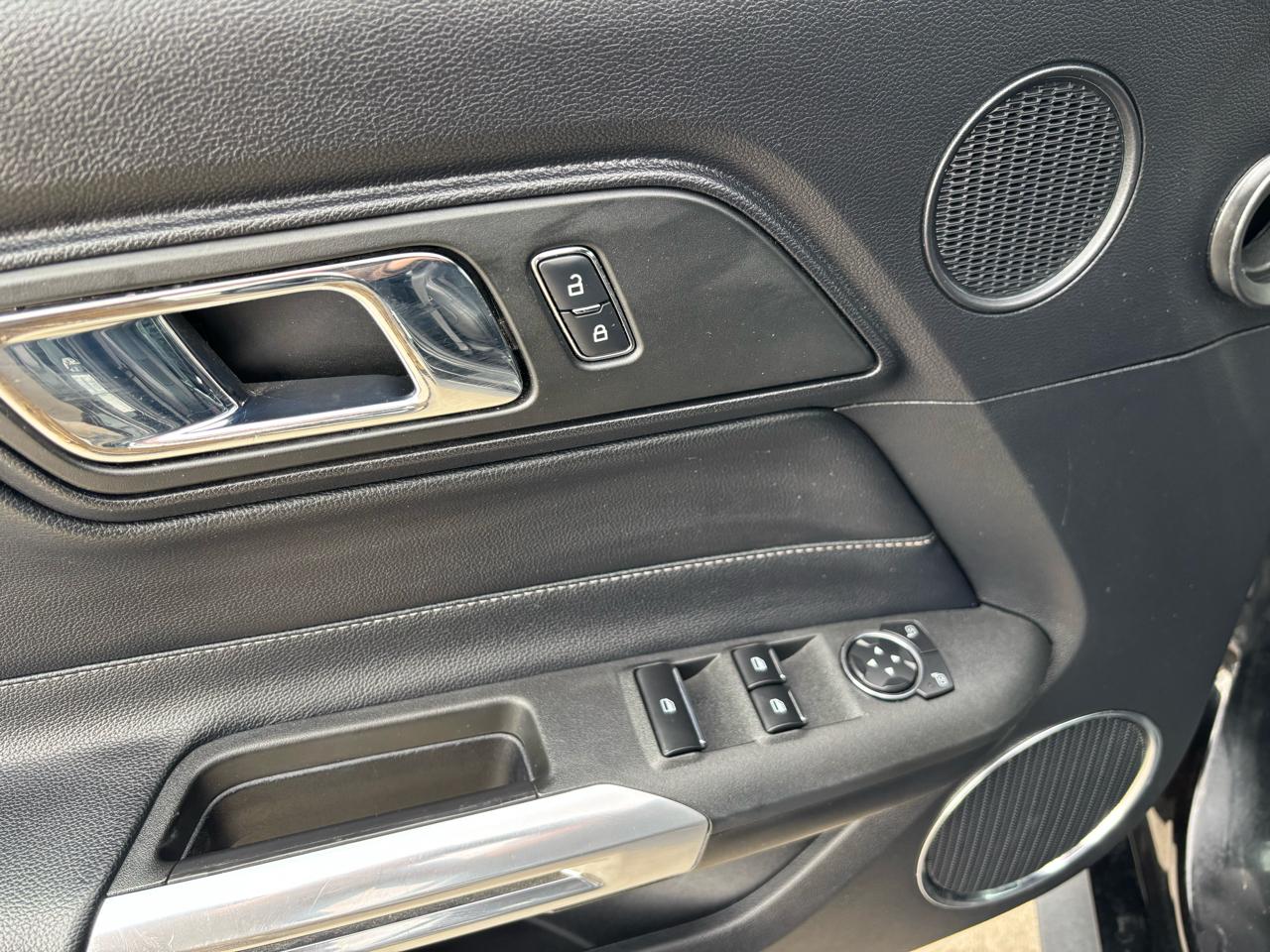 Ford Mustang EcoBoost Premium Convertible 2017