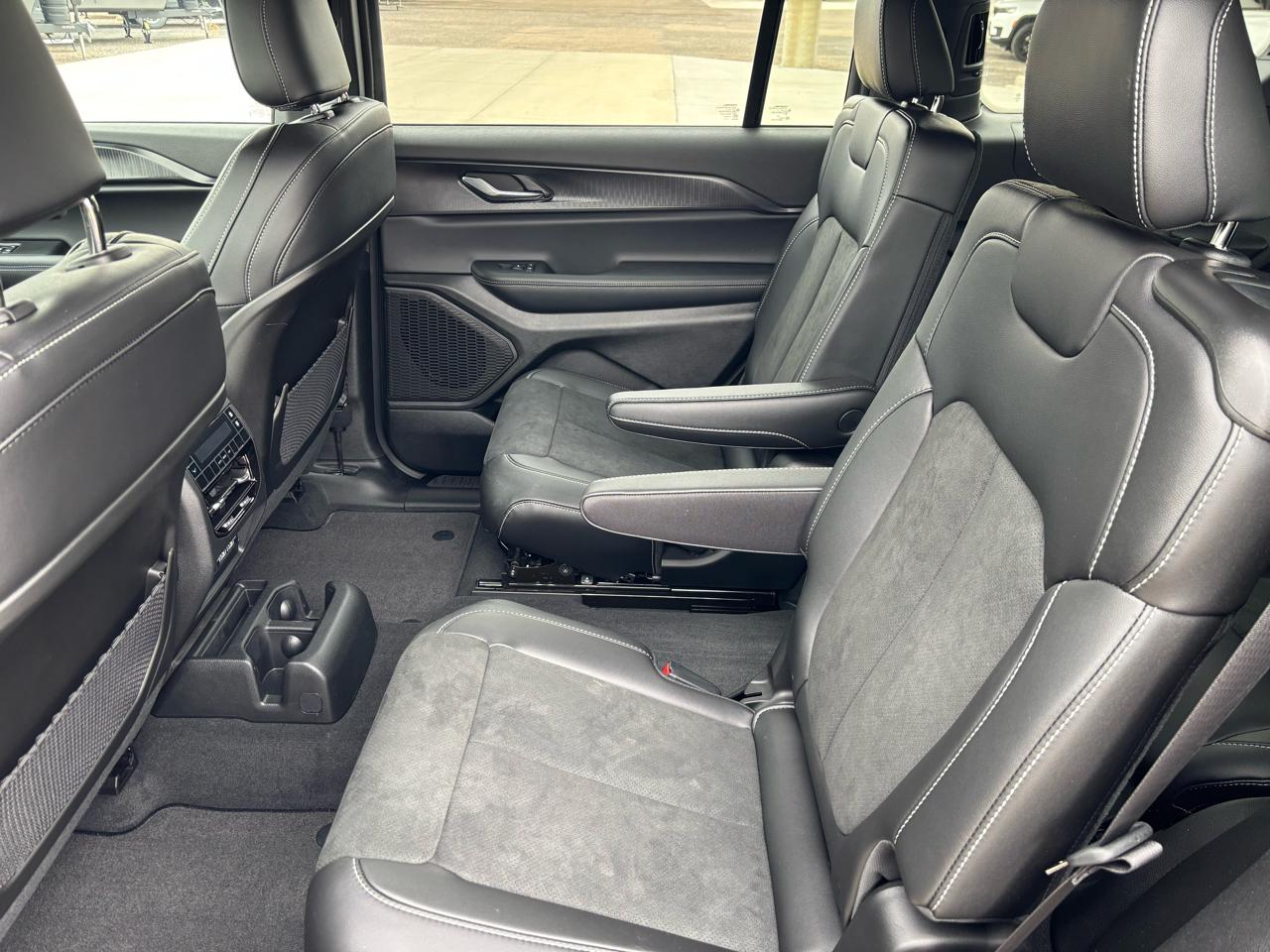 Jeep Grand Cherokee L Altitude X 4x4 2025